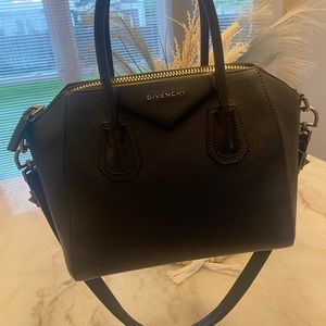 Givenchy Antigona Small